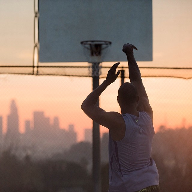 射手怎么跑位和防守,篮球射手怎么和防守拉开距离