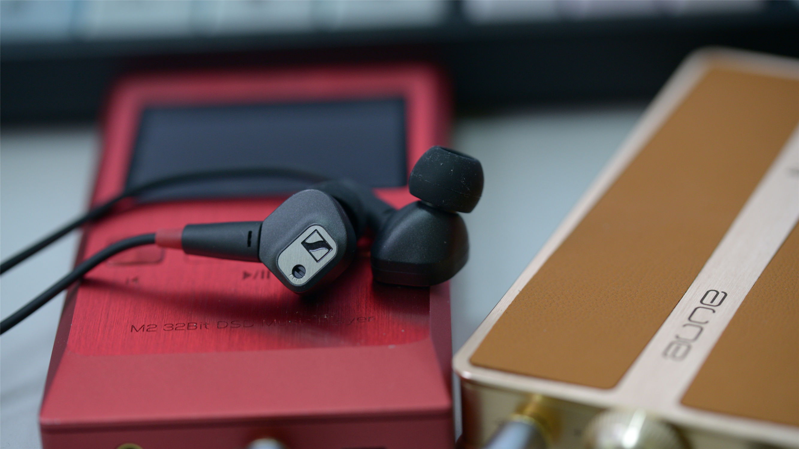 森海塞尔IE80S使用感受，对比拜亚动力谢兰图和hifimanre800