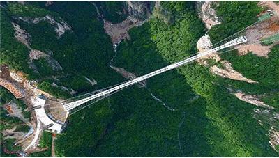 中国最美最刺激的10座玻璃桥，敢约吗？