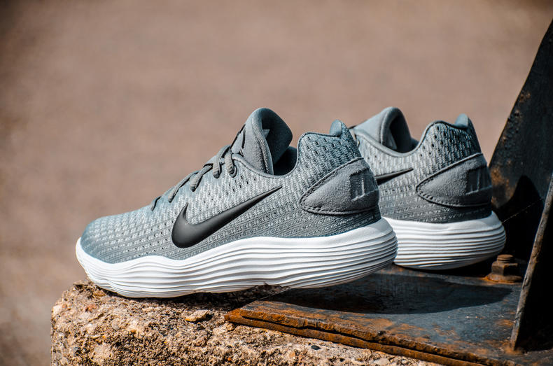 中锋不卖鞋,中锋不卖鞋的原因有哪些