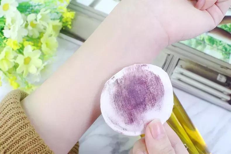 温和干净是王道，DHC卸妆油实测