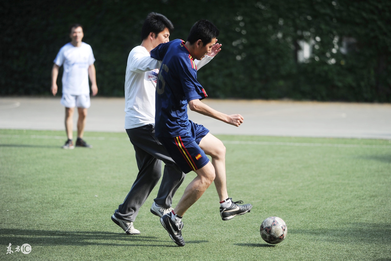 聊城经常踢球的不足3000人，5年后计划要达到60000人