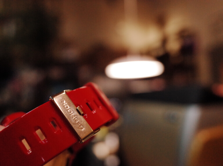 狗爷戴的卡西欧,卡西欧和iwatch哪个值得买