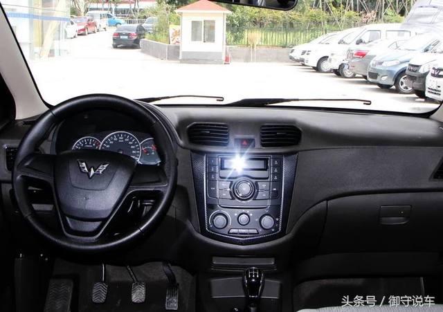 五菱宏光s五座和七座的优缺点,五菱宏光s5座驾驶感受油耗视频