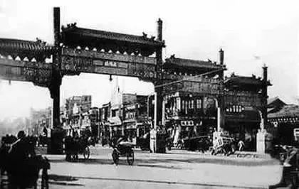 百感交集涌上心头,百感交集和感慨万千