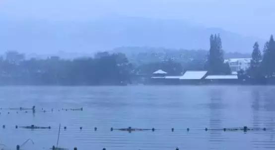 杭州大明山滑雪,杭州的雪什么时候来