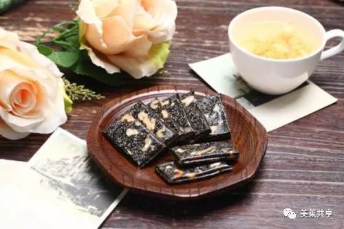 阿胶糕秋冬新鲜出炉,秋冬滋补好时节阿胶糕