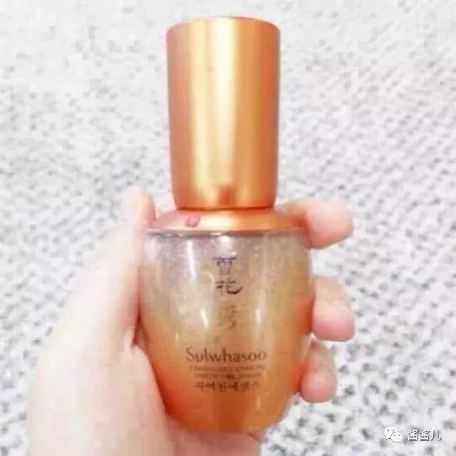 30岁以后护肤还要用水吗,30岁皮肤干适合用的护肤品