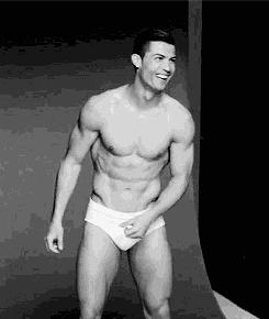 深藏不露才能保护自己,深藏不露关键时露一手