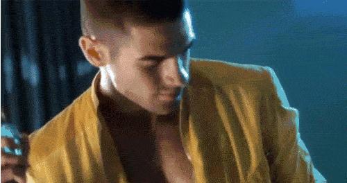 喷点香水，三个「贞观」伙计秒变精致boy白噪音专栏