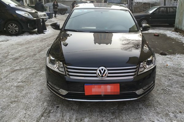 2012大众迈腾豪华黑色2.0,大众迈腾2021款280舒适性