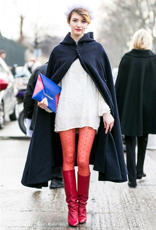 哪个长度的裤袜显腿直,腿粗适合过膝袜还是连裤袜