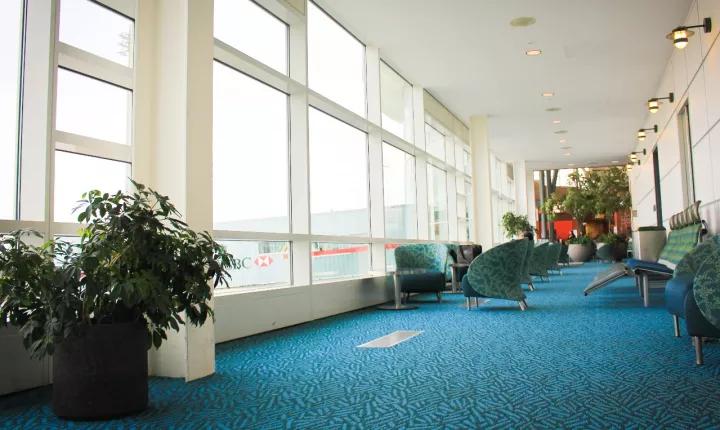 初到温哥华机场,初次登机指南