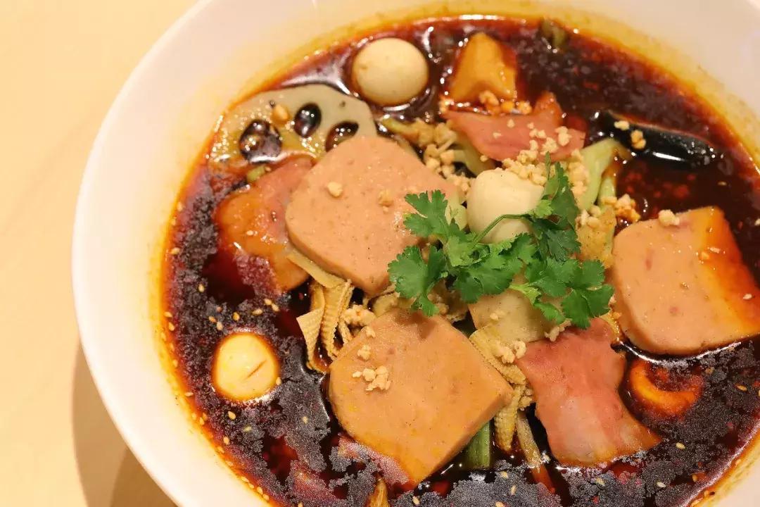 你来过无数次三里屯，却从没走进过这栋吃货大楼？！