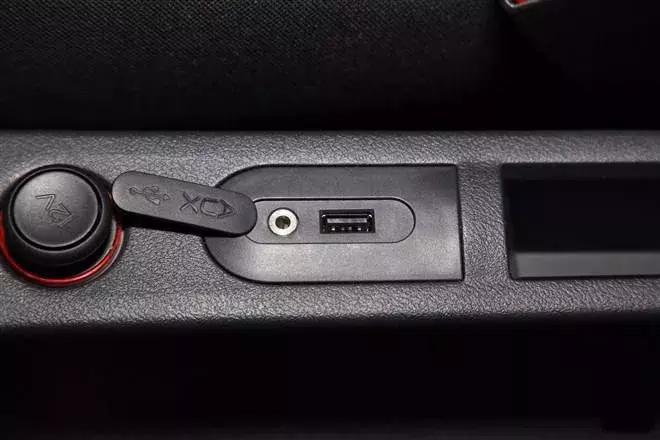 车上给手机充电的正确操作,车上给手机充电太慢