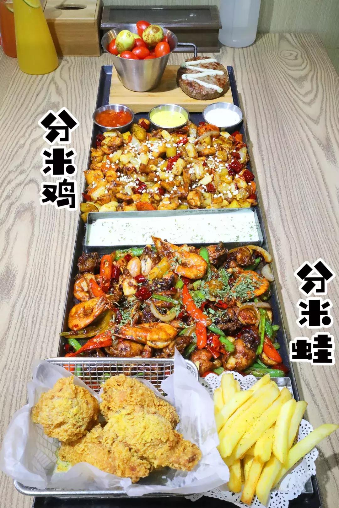 你来过无数次三里屯，却从没走进过这栋吃货大楼？！