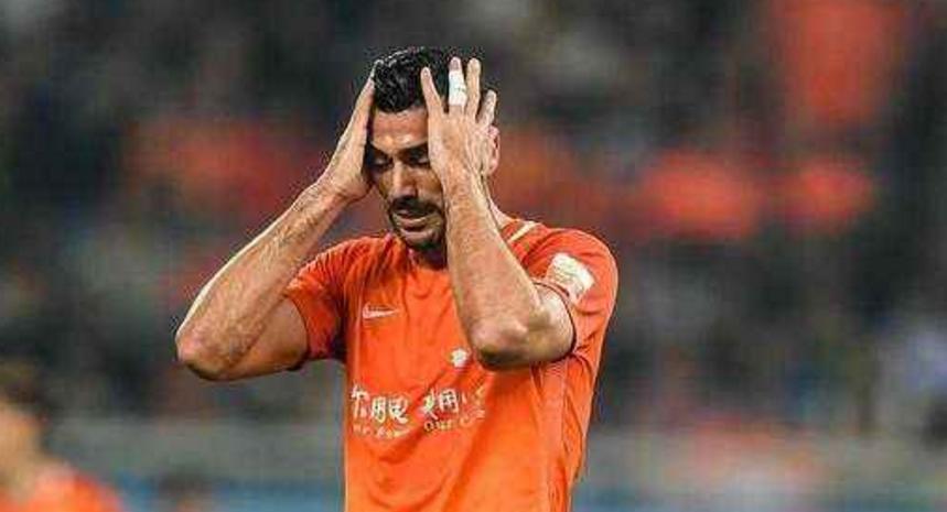 身高薪水最高、高开低走、女友抢镜！鲁能佩莱山东男篮莫泰神同步