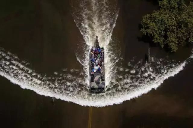 路透社拍照片,路透社图片