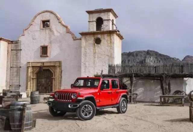 jeep牧马人爆改过的越野视频,全新换代jeep牧马人角斗士试驾