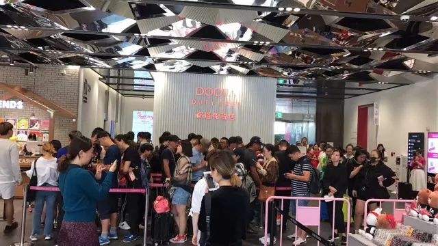 有创意的化妆品商标名,有创意的化妆品名字