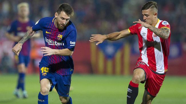 同样是在场上漫步，梅西被赞合理分配体能，而他却断送了职业生涯