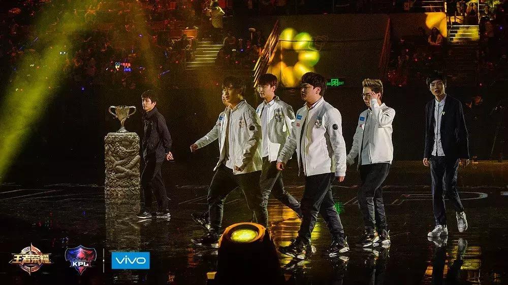 昨日回顾图片,2019年巅峰对决图片