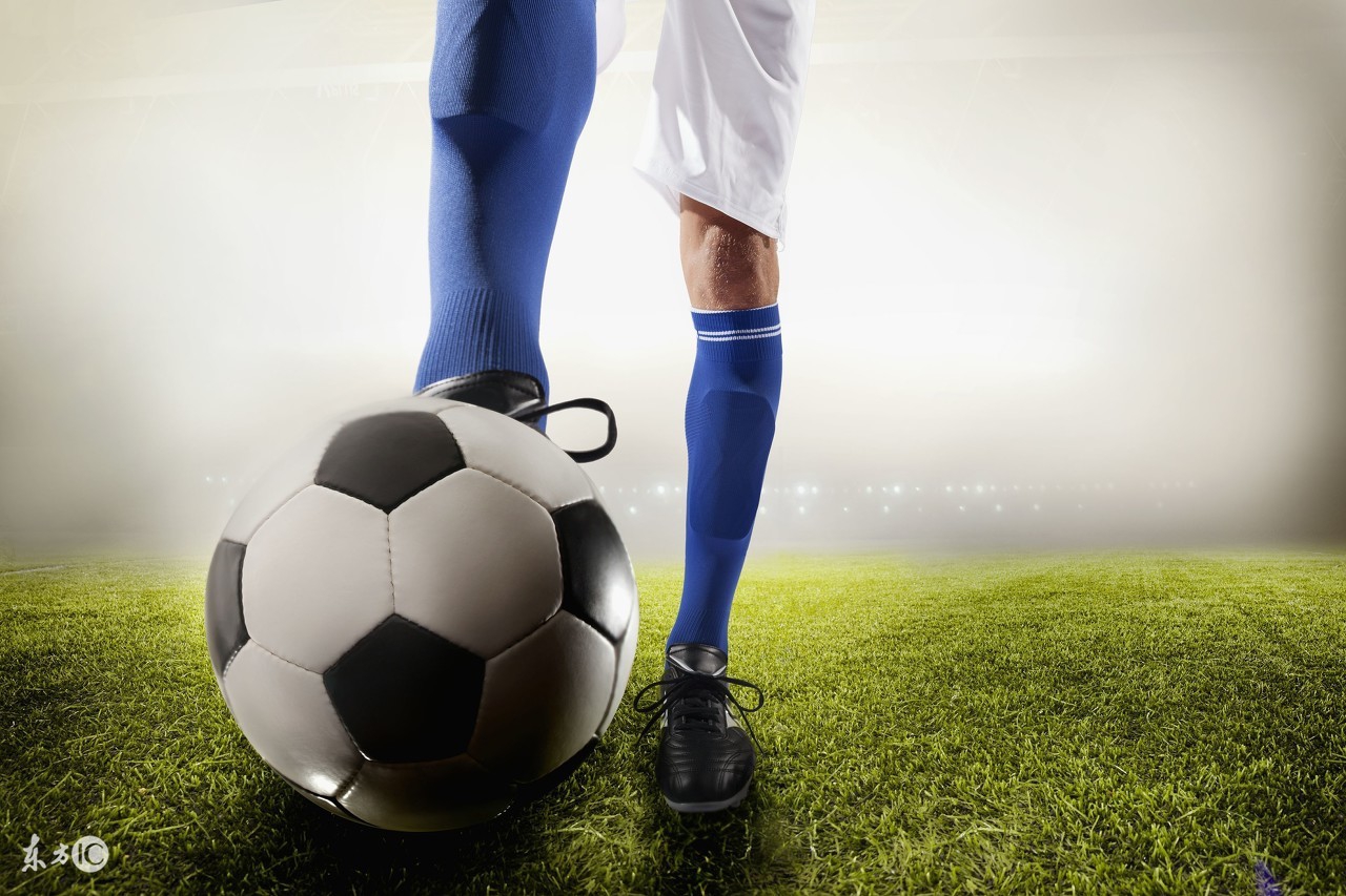 世界足坛联赛最新排名,足坛俱乐部2021年积分榜前五名