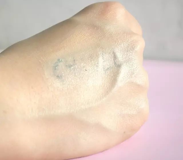 ysl气垫摇滚测评,珂莱欧和ysl气垫对比