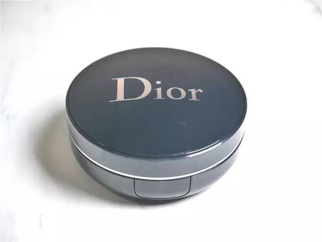 ysl气垫摇滚测评,珂莱欧和ysl气垫对比