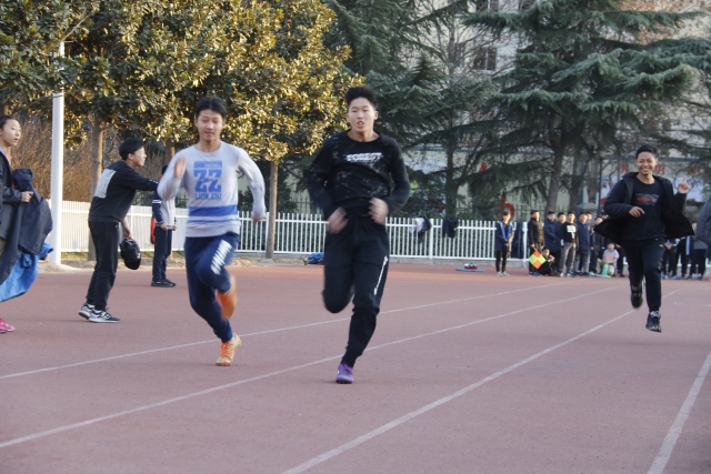 阳光体育快乐童年,阳光体育活力校园