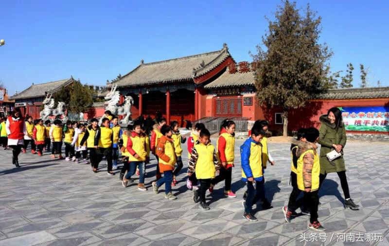 一罐善良，手拉手，让我们共同成长活动圆满举行