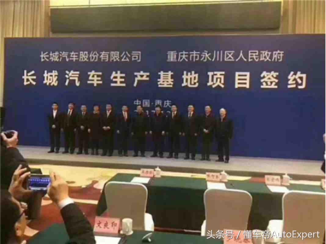 凯迪拉克中控屏幕自己爆了,凯迪拉克中控屏爆裂