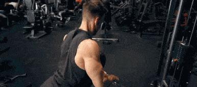 最有效背部力量训练经典动作,提高背部力量的训练方法