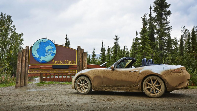 车闻联播伪装不撤，“友谊的小船说翻就翻”！