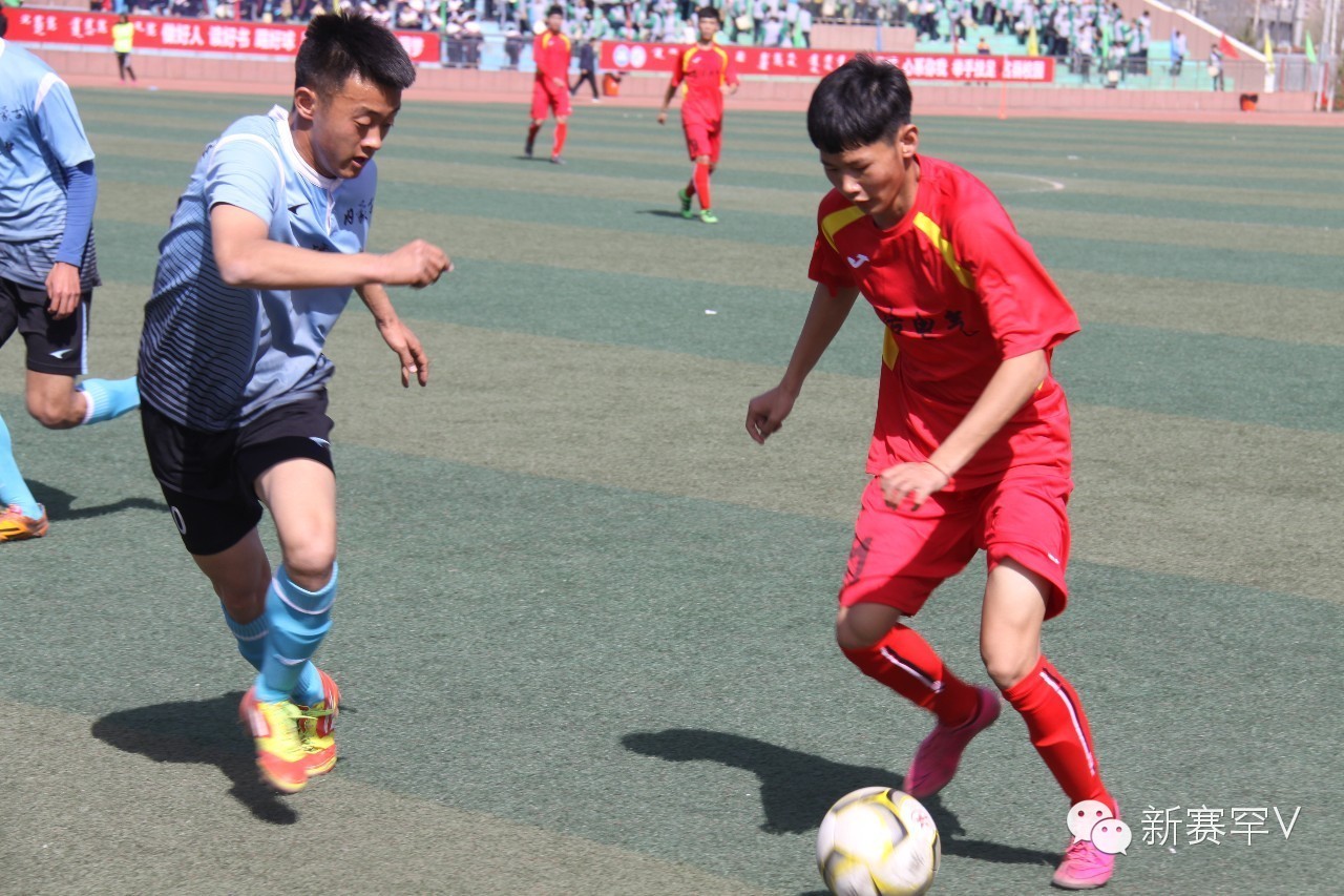 要闻2016年内蒙古自治区“主席杯”校园足球四级联赛开幕