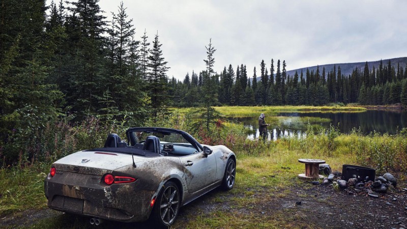 车闻联播伪装不撤，“友谊的小船说翻就翻”！