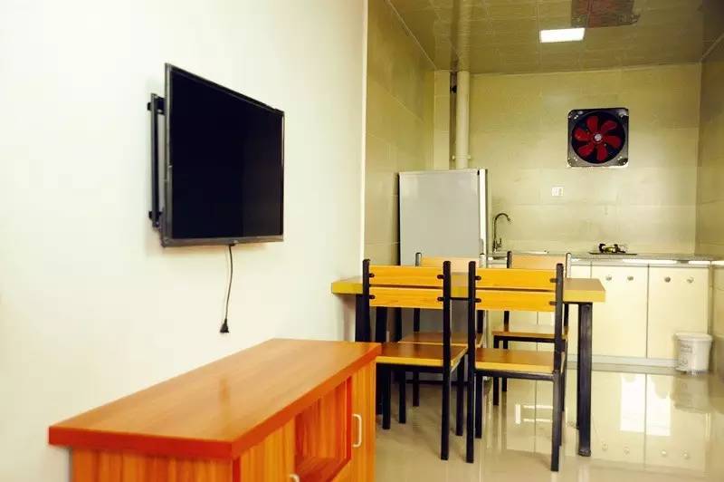 普宁市精装小套房拎包入住 (头条精装房)