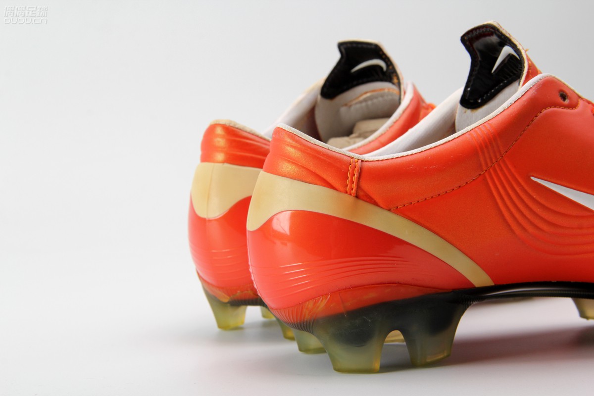 耐克足球鞋各系列特点,耐克各个系列足球鞋特点
