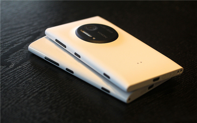 手机直射光与闪光灯的区别,手机电筒灯光爆闪