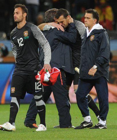 铁汉柔情，足球场上那些让你落泪的瞬间