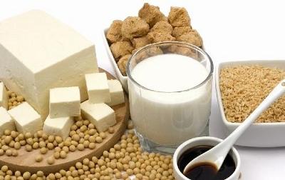 澳总理夫人见证范冰冰公益项目“爱里的心”捐赠