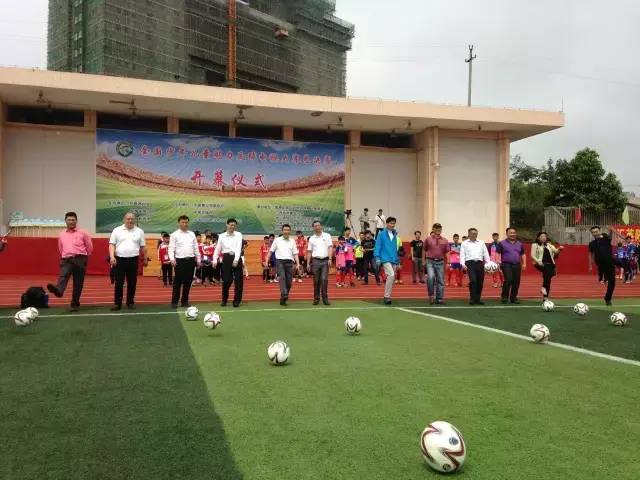 中国男足名宿区楚良现状,国足历任队长区楚良