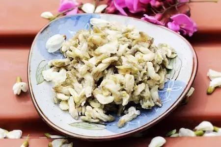 把春天吃进嘴里,把春天吃进嘴里句子