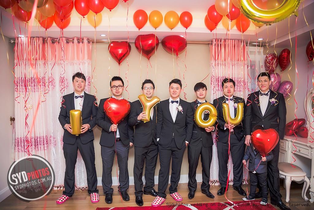 伴娘团堵门提问新郎最新方案，活跃气氛必备