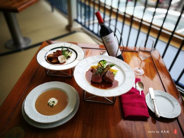 珊瑚海日本,陪你去看海底世界