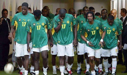 铁汉柔情，足球场上那些让你落泪的瞬间