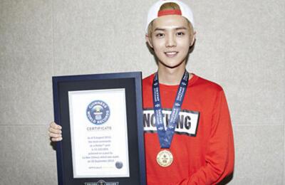 鹿晗关晓彤告白微博,鹿晗公开过几段恋情