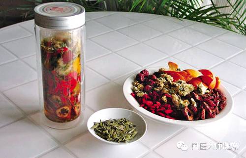 80岁老人去皱纹偏方,80岁不长皱纹的方法