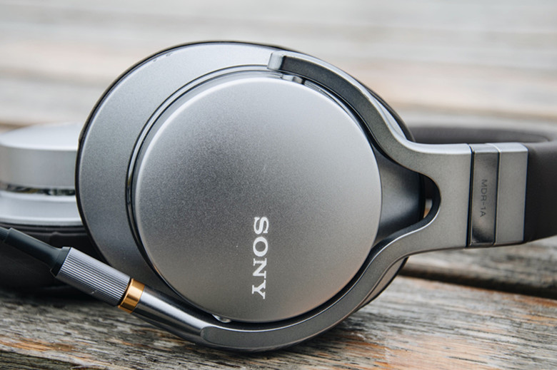 索尼mdrz1r耳机评测,索尼耳机wfc500