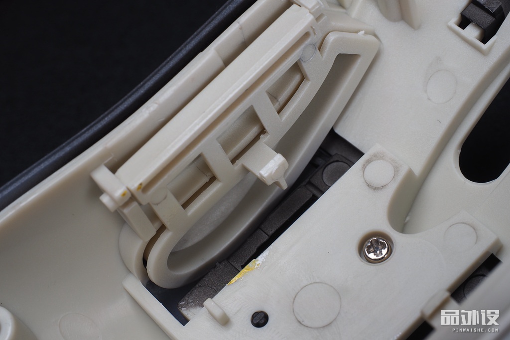 首发咖玛iomini游戏鼠标拆解评测